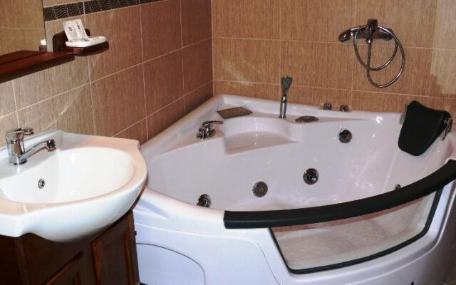 Bela Family Hotel