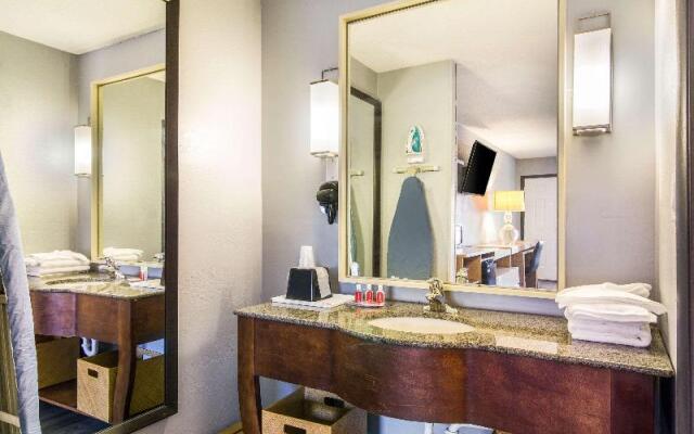 Econo Lodge Brunswick