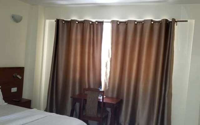 Rocy Hotel