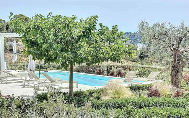 Modern VIP Villa 100 Privacy Stunning Views