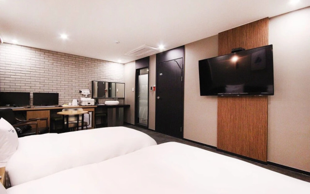 Pohang Mundeok Hotel XYM