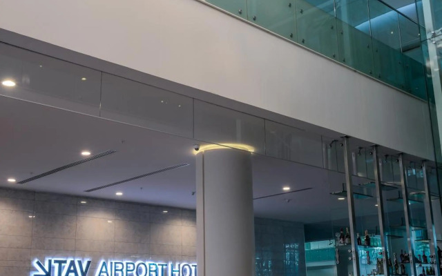 Tav Airport Hotel Izmir