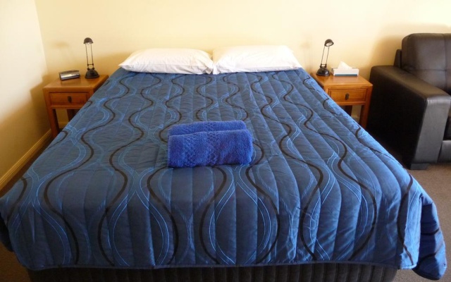 Moura Motel – Guest Rooms – Moura