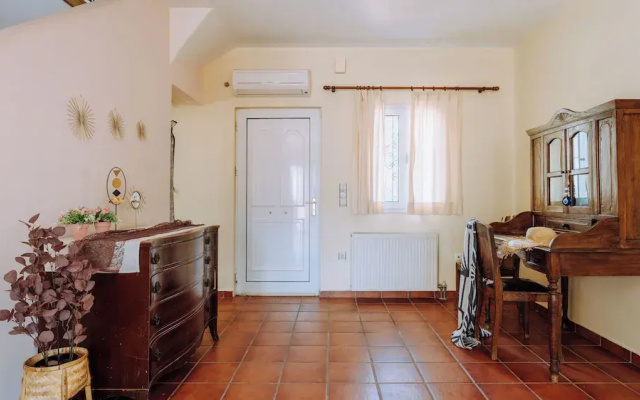 Lithostroto Suites