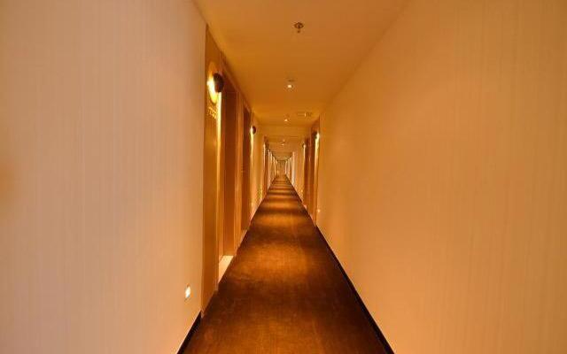 7Days Inn Qingyuan Lianzhou Beihu Road