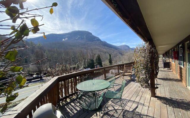 Chimney Rock Inn