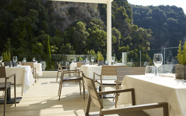 Alkyna Lifestyle Beach Resort