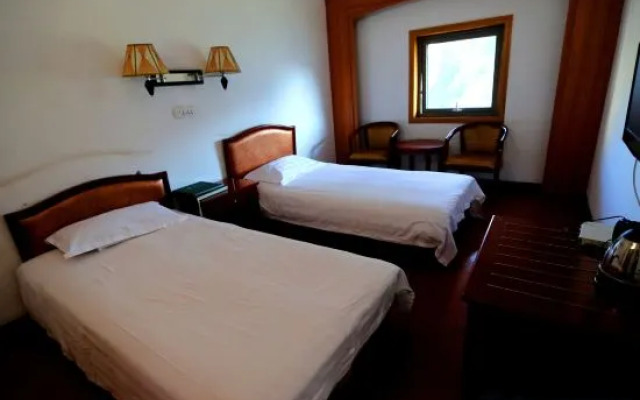 Yuntai Villa (Huayin Shanding Beifeng)