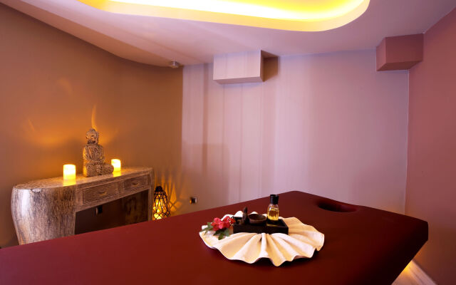 The PINEHILL Hotel & Suites