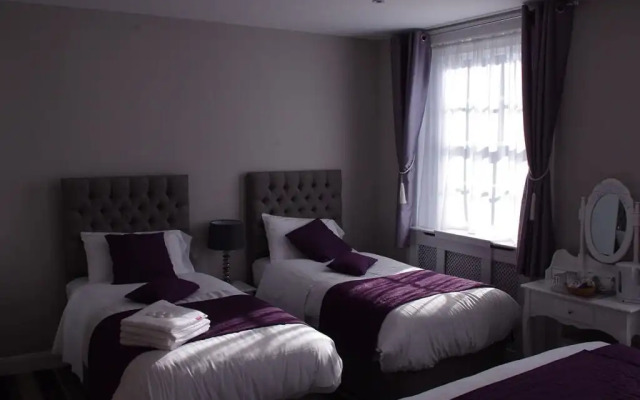 Belmont & Astoria Hotel