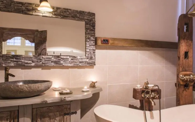 Art-Romantic Luxury Home