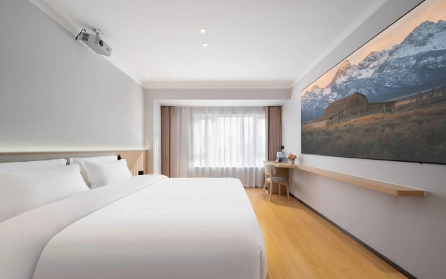 Home Inn Huaying Hotel (Chongqing University Town Weidianyuan Subway Station)