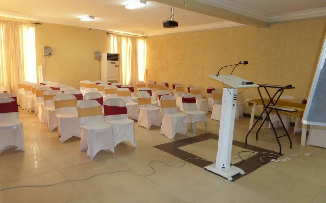 Destiny Castle Hotel & Suites