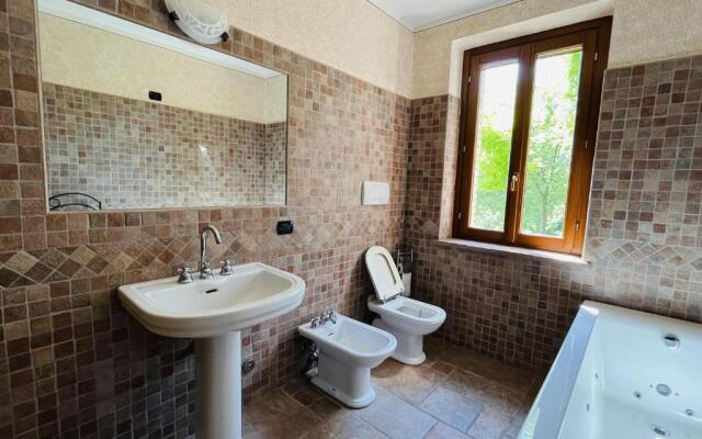 Il borgo fra i laghi