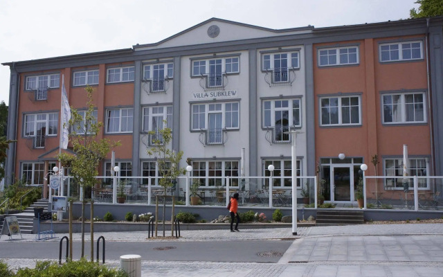 Hotel Villa Subklew