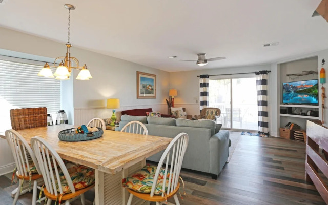 Barrier Dunes 215 - 32