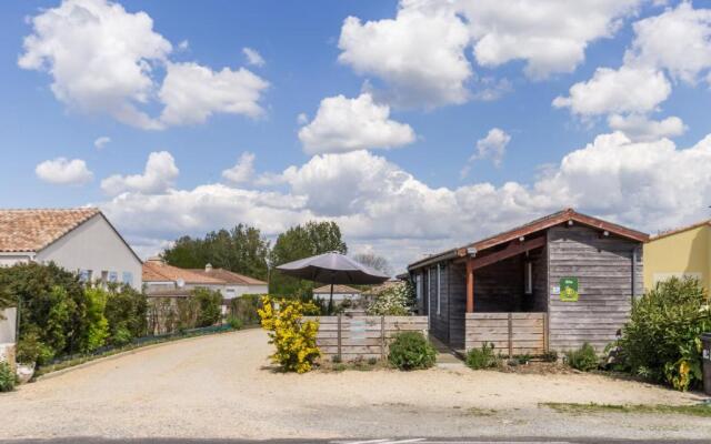 Gîte Saint-Michel-Chef-Chef, 2 pièces, 3 personnes - FR-1-306-963