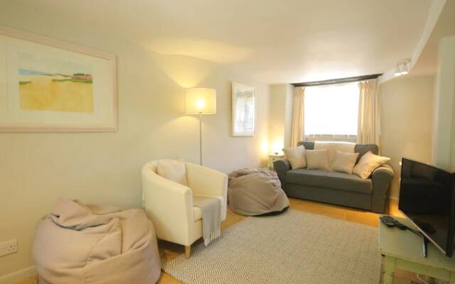 Providence Cottage, BURFORD