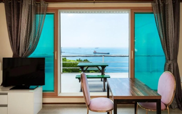 Namhae Somsatang Pension