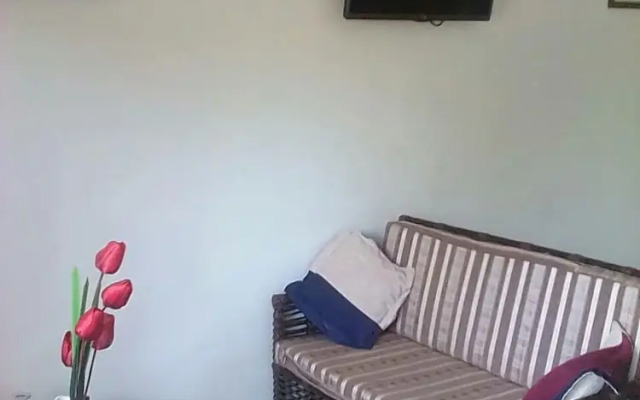 Dlux Hotel
