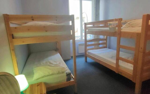 Appartement Cauterets, 4 pièces, 8 personnes - FR-1-234-165