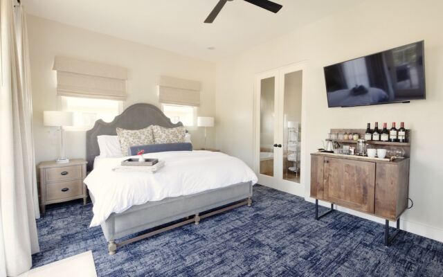 Black Walnut Inn & Vineyard