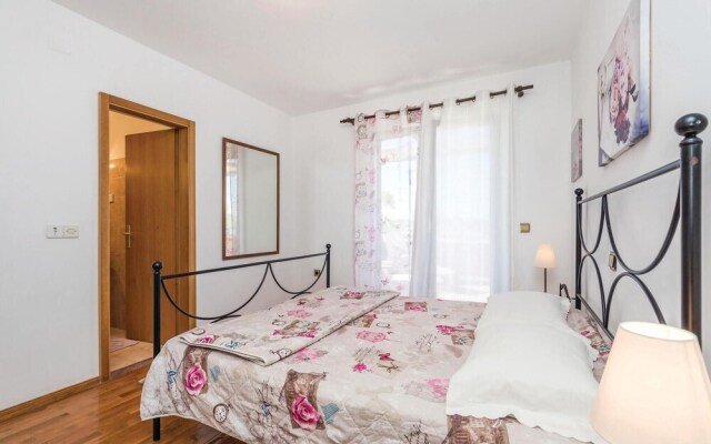 Stunning Home in Supetarska Draga With Wifi and 3 Bedrooms