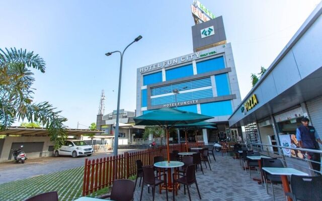 Hotel Fun City (Pure Veg)
