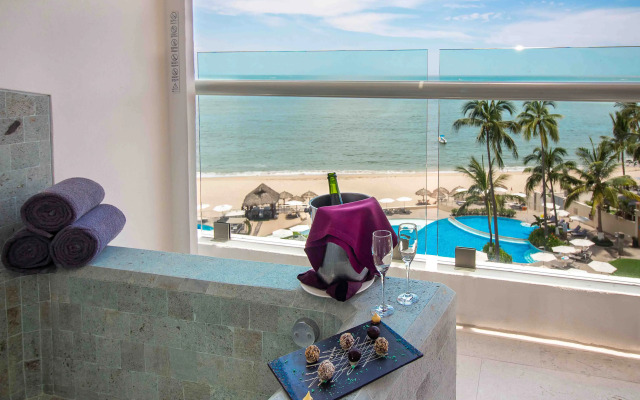 Sunset Plaza Beach Resort & Spa Pto Vallarta All Inclusive