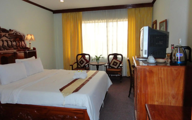 Angkor Hotel