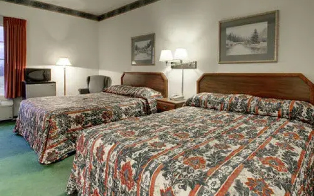 Broadbent Inn and Suites