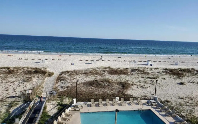 Island Winds West 678