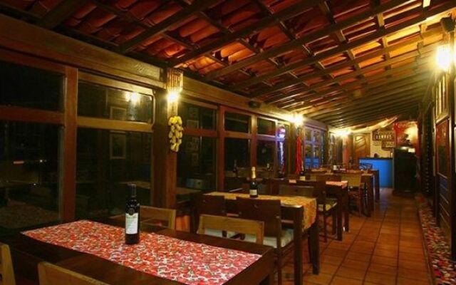 NANNAI Noronha