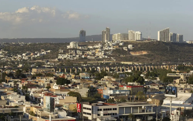 Stay at The Heart of Queretaro with Style