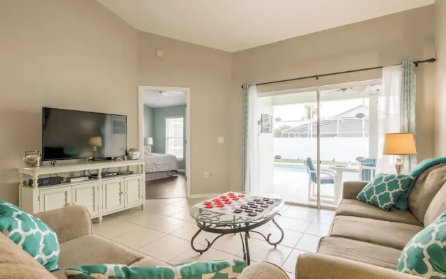 Amanda's Cozy Clear Creek Vacation Home