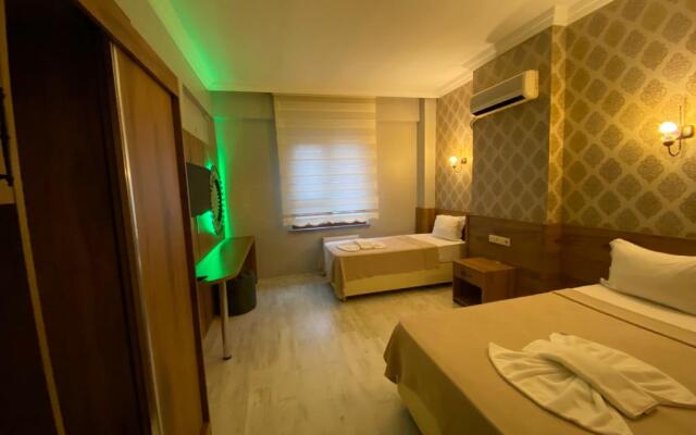 Grand 53 Hotel