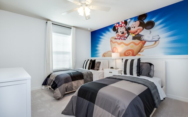 5444 Misty Oak Circle