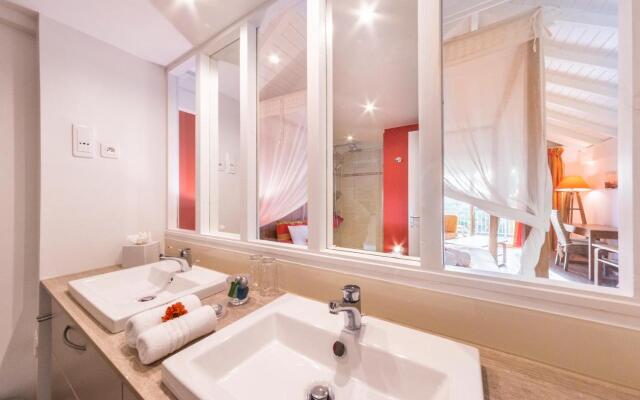 PALM COURT RESIDENCE 4 Stars