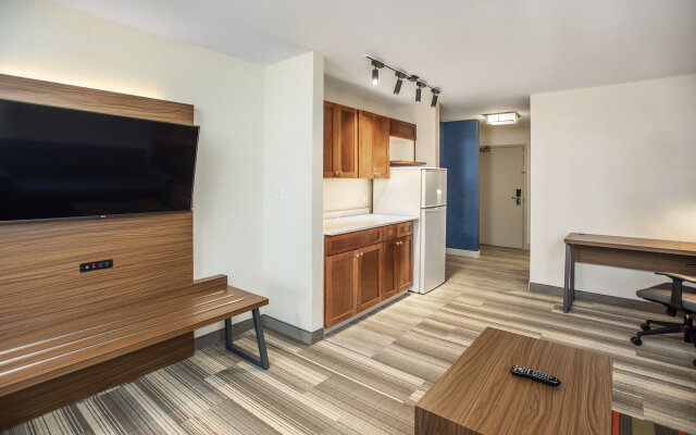 Holiday Inn Express & Suites Medicine Hat Transcanada Hwy 1 by IHG