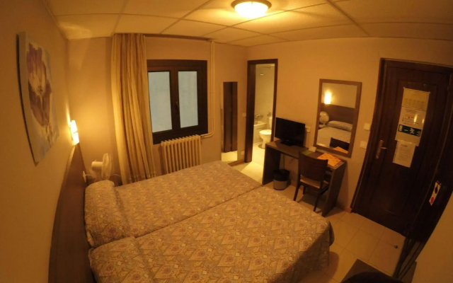 Somriu Hotel City M28