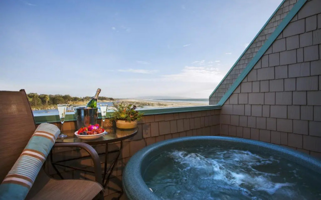 SeaVenture Beach Hotel