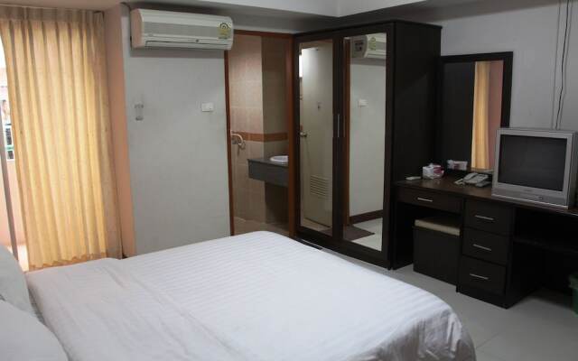 Tamarind Residences Serviced Apartment