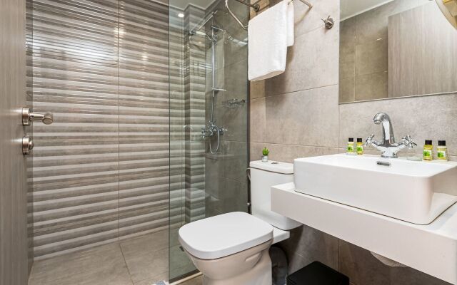 Sisi Breeze Hotel