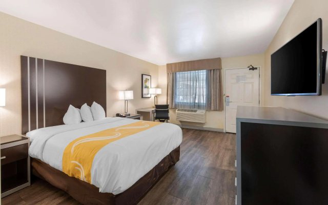 Quality Inn & Suites Camarillo - Oxnard