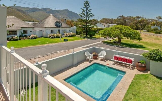 Baleens Hotel