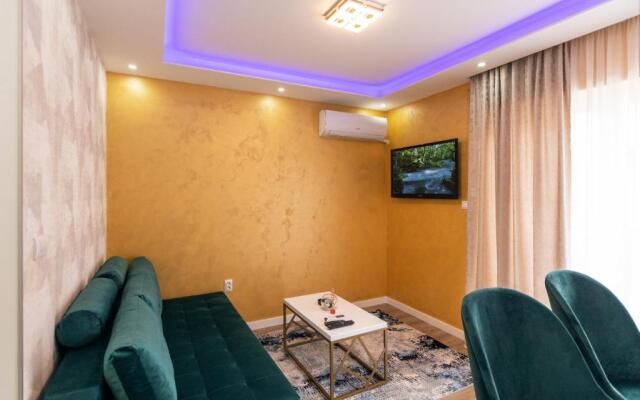 Foča Apartmani "Story Lux"