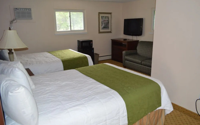 Monnie Lynn Motel