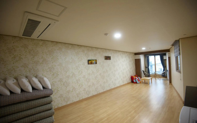 Dorcas Tourist Hostel