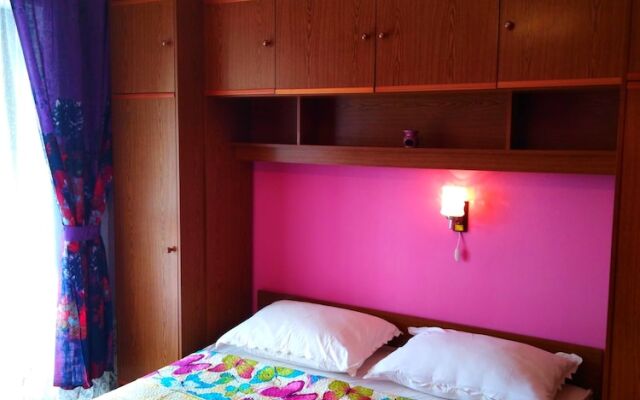 Spacious and Sunny Apartment on Island Rab