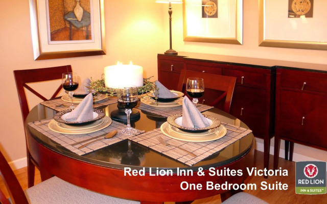 Red Lion Inn and Suites